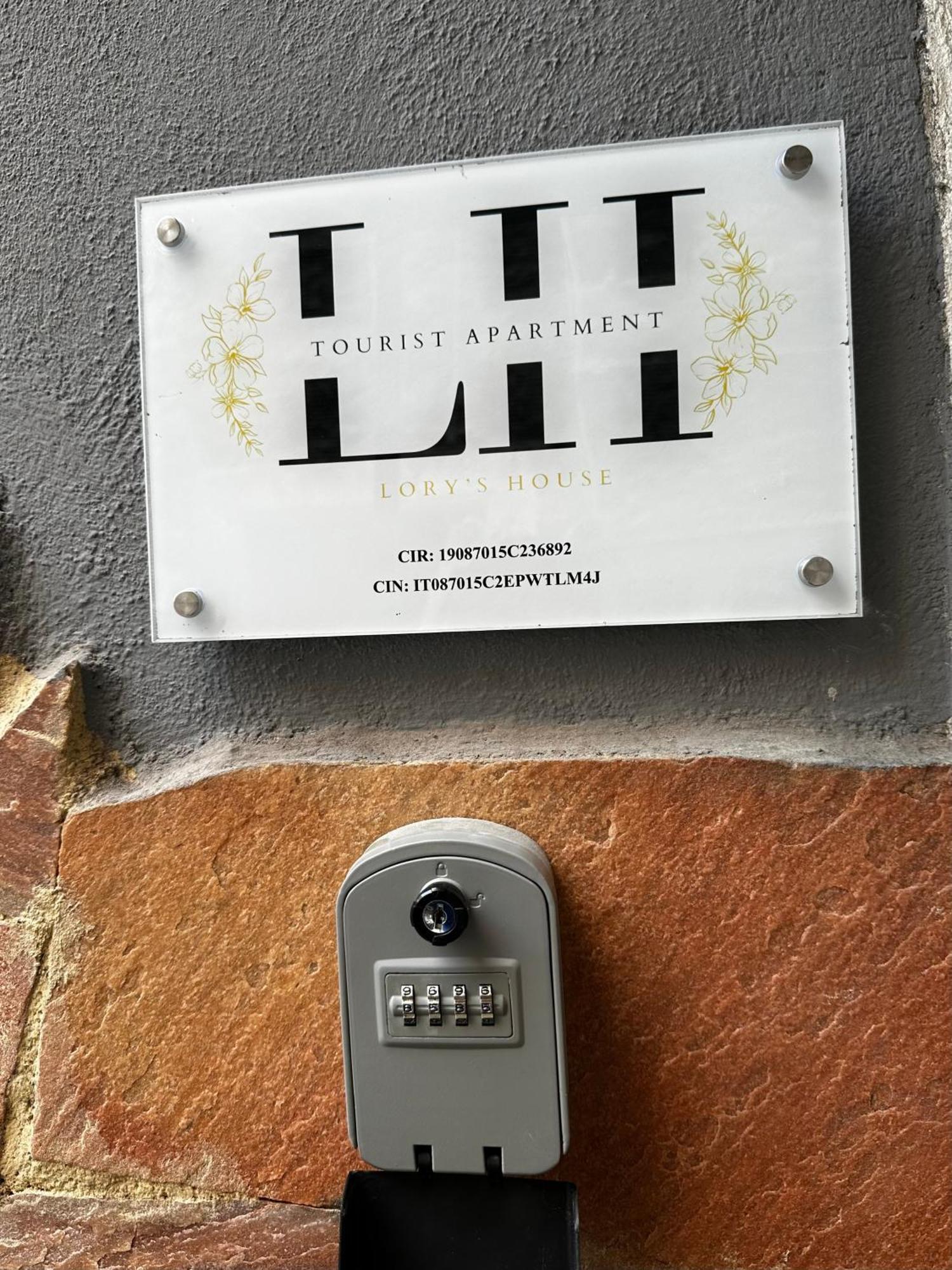 Lory House Apartment CTA Exteriör bild